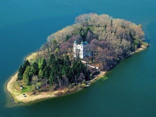 Oravská galéria otvorila novú sezónu na Slanickom ostrove: čakajú vás podujatia aj nová vyhliadka