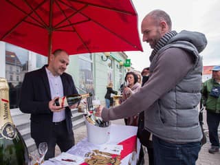 Vinšpacírka v Banskej Bystrici prinesie novinku: Večerná tančiareň na námestí