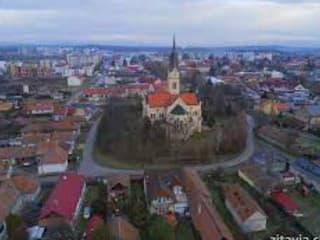 Vráble modernizujú verejné osvetlenie: Nové lampy na štyroch frekventovaných uliciach už v roku 2026