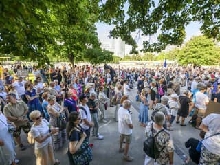 Pozor, v nedeľu čakajú Bratislavu dopravné obmedzenia: Pochod a hudobné podujatie uzavrú viaceré ulice