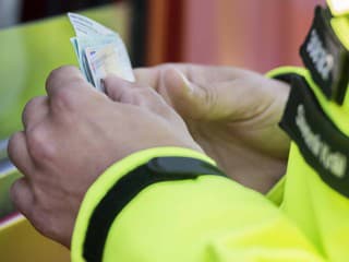 Novinka pre vodičov: Na vodičský preukaz už treba ukončenú základnú školu – platí od septembra