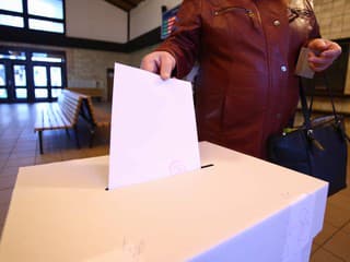 Voľby v Kesovciach a Malých Stracinách: Obyvatelia zvolili nových mladých starostov