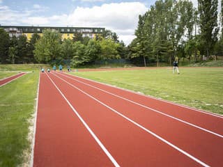Zvolen: Nový štadión na Rázusovej škole už v máji – čo všetko čaká žiakov aj verejnosť?