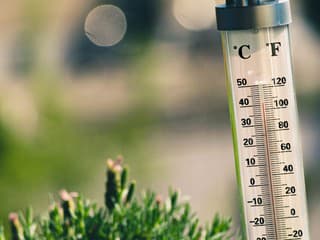 Sobotná noc bude chladná! Prízemná teplota miestami klesne pod nulu
