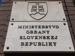Rezort obrany nakupuje autá typu pick-up za vyše 4,2 milióna eur
