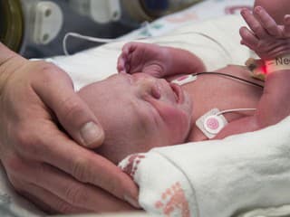 Deti budú mať zákonné právo na prítomnosť rodiča počas hospitalizácie