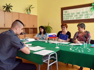 Ústne maturity pokračujú: Vieme, kedy budú skúšky na vašej škole aj náhradné termíny