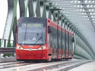 Bratislavčania sa zrejme už čoskoro dočkajú premávky električky v Petržalke: Na trati sa uskutočnili zisťovacie konania stavebných úradov