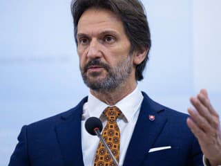 Kaliňák otvorene: Rušenie Úradu na ochranu oznamovateľov prešlo rozsiahlym parlamentným rokovaním