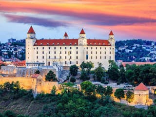 Bratislavský hrad na hodinu zhasne: Národná rada sa pridáva k Hodine Zeme
