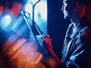 Vianoce sú tu! IQOS prináša ikonickú vôňu