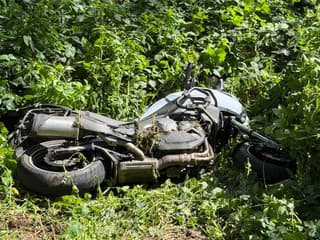 AKTUÁLNE VÁŽNA NEHODA Hlásia viacero ranených, vyslali aj vrtuľník! Cestu úplne uzavreli: Šokujúce prvé INFO