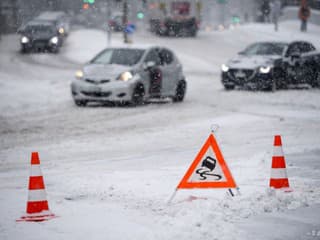 V Prešovskom a Košicokm kraji treba doobeda počítať s hmlou i poľadovicou