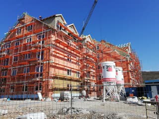 Mesto Moldava nad Bodvou zbúra aj druhú bytovku na Bartolosovej ulici