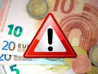 Šok pre klientov banky: Mení dôležité podmienky pre karty, mnohí prídu o peniaze! Vieme podrobnosti