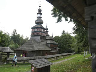 Remeselný deň v Bardejovských Kúpeľoch: Novootvorený skanzen láka tradičnými remeslami a folklórom