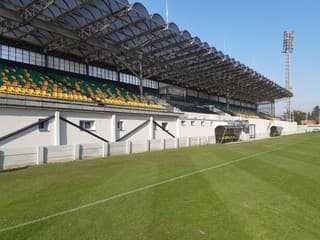 Prievidza začala s modernizáciou futbalového štadióna