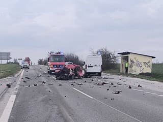 AKTUÁLNE Strašná zrážka s kamiónom: Hlásia obeť! Z FOTO z miesta nešťastia mrazí