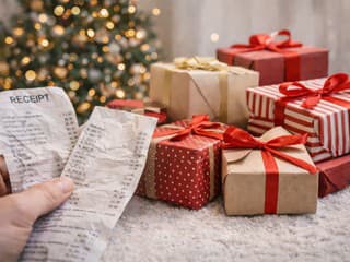 Nevyhovujúci darček pod stromčekom? Nie vždy ho môžete vrátiť, pozrite si, ako postupovať