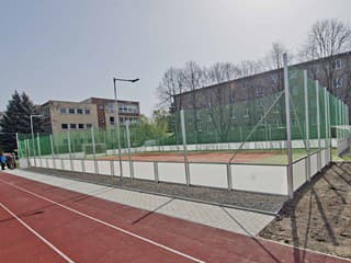 Nové multifunkčné športovisko za 600-tisíc eur: SPŠ v Novom Meste nad Váhom otvorí moderný areál už v septembri