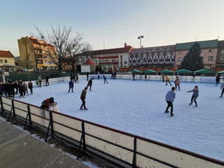 Do Prievidze sa vráti mobilná ľadová plocha