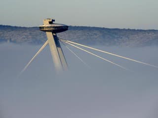 SHMÚ predpovedá počas Vianoc koniec inverzie: Na Druhý sviatok vianočný môže byť slnečno