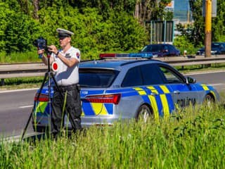 Šokujúca jazda v Michale na Ostrove: Vodič išiel obcou až 111 km/h, polícia udelila maximálnu pokutu