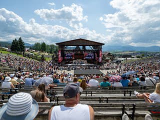 Nový amfiteáter vo Svrčinovci otvoria veľkým fašiangovým podujatím Goralské ostatky
