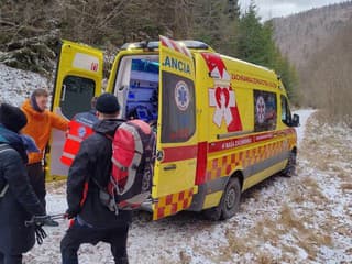 Turistka v Malej Fatre sa zranila pri páde: Zásah horskej služby pod Chatou pod Suchým