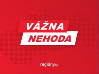 Ťažká nehoda v Krivej: Dve osoby zostali zakliesnené vo vozidlách, zasahovali hasiči