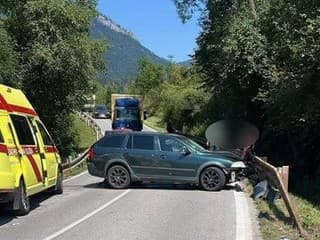 MIMORIADNA TRAGÉDIA na ceste: O život prišiel POLICAJT! Fatálna chyba druhého vodiča FOTO