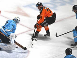 Infarktový záver medzi dvomi najväčšími gigantmi: Hokejisti Slovana po výbornej otočke sú vo finále