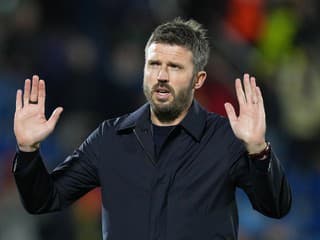 Carrick sa po hanebnom debakli United ospravedlnil fanúšikom: Som naozaj nahnevaný