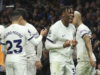 Tottenhamu to padá ako domček z karát: Maródku rozšíri ďalší hráč Hotspur