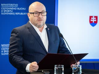 Ostré slová Huliaka na adresu SFZ: Pýtam sa, kde sú tie peniaze? Užívajú si luxus ako hollywoodske hviezdy