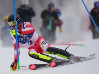 ZOH 2026 Slalom, ktorý sa zapíše do histórie: Poznáme olympijského víťaza, extrémne bizarné preteky