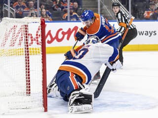 VIDEO Zúfalý McDavid a spol. si nevedeli rady: Ruský brankár predviedol úžasnú šou s čistým kontom