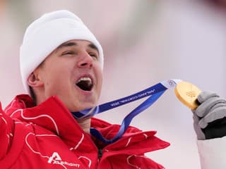 ZOH 2026 V kariére mohol pokračovať iba vďaka finančnej zbierke: Vyučený stolár si podmanil olympiádu