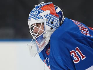Obrovská rana pre Rangers: Hviezdy spoluhráč Adama Sýkoru príde o celú sezónu