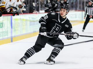 VIDEO Ďalší parádny zápis Slovákov v zámorí: Mišiak treťou hviezdou, góly pre Chromiaka aj Mešára