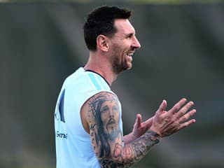 VIDEO Kapitán Argentíny oslavoval: Spoluhráči pripravili Messimu nezabudnuteľné narodeniny