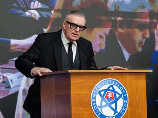 Na čele slovenského futbalu sa nič nemení: Ján Kováčik sa stal piatykrát prezidentom SFZ