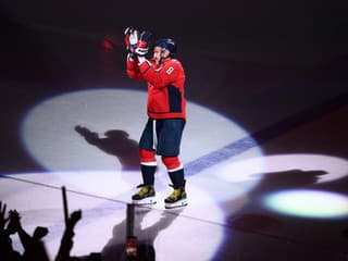 VIDEO Zimomriavky zaručené! Washington zažil možno posledný zápas Ovečkina, definitívne lúčenie odmietol