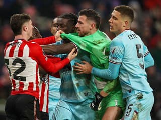 Martin Dúbravka v ostrej roztržke s protihráčom: Burnley v súboji nováčikov schytal tvrdú lekciu