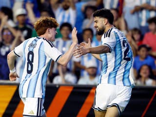 Xabi Alonso dotiahol už siedmu posilu: Dres Chelsea oblečie aj argentínsky vicemajster sveta