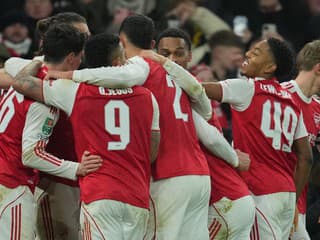 VIDEO Dráma až po penalty: Arsenal ledva postúpil do semifinále, tam ho čaká londýnske derby