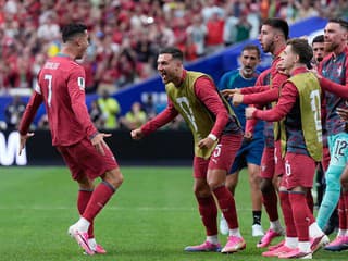 MS VO FUTBALE 2026 Posledný tanec dvoch velikánov? Ronaldo proti Modričovi, legendy sa pobijú o postup