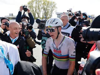 Koniec víťaznej eufórie? Prokuratúra ide po krku Pogačarovi za hazard na koľajách