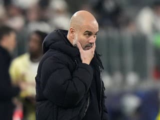 Opustí potápajúcu sa loď? Guardiola reaguje na najväčšiu krízu Manchestru City za posledné roky