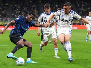 Como malo na dosah finále v pohári: Inter s dokonalým obratom prekazil radosť Fabregasovej družiny